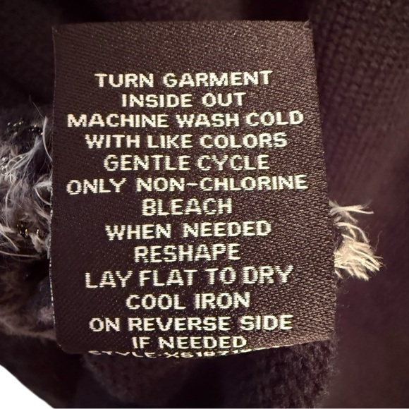 33 Degrees Ugly Christmas Flamingo Tree Pullover Sweater Size Medium Oversized - Picture 8 of 9